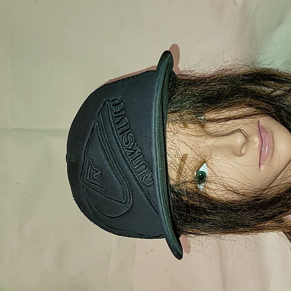 Vintage. Quicksilver. Snap-back. Trucker-hat. One size fits most.